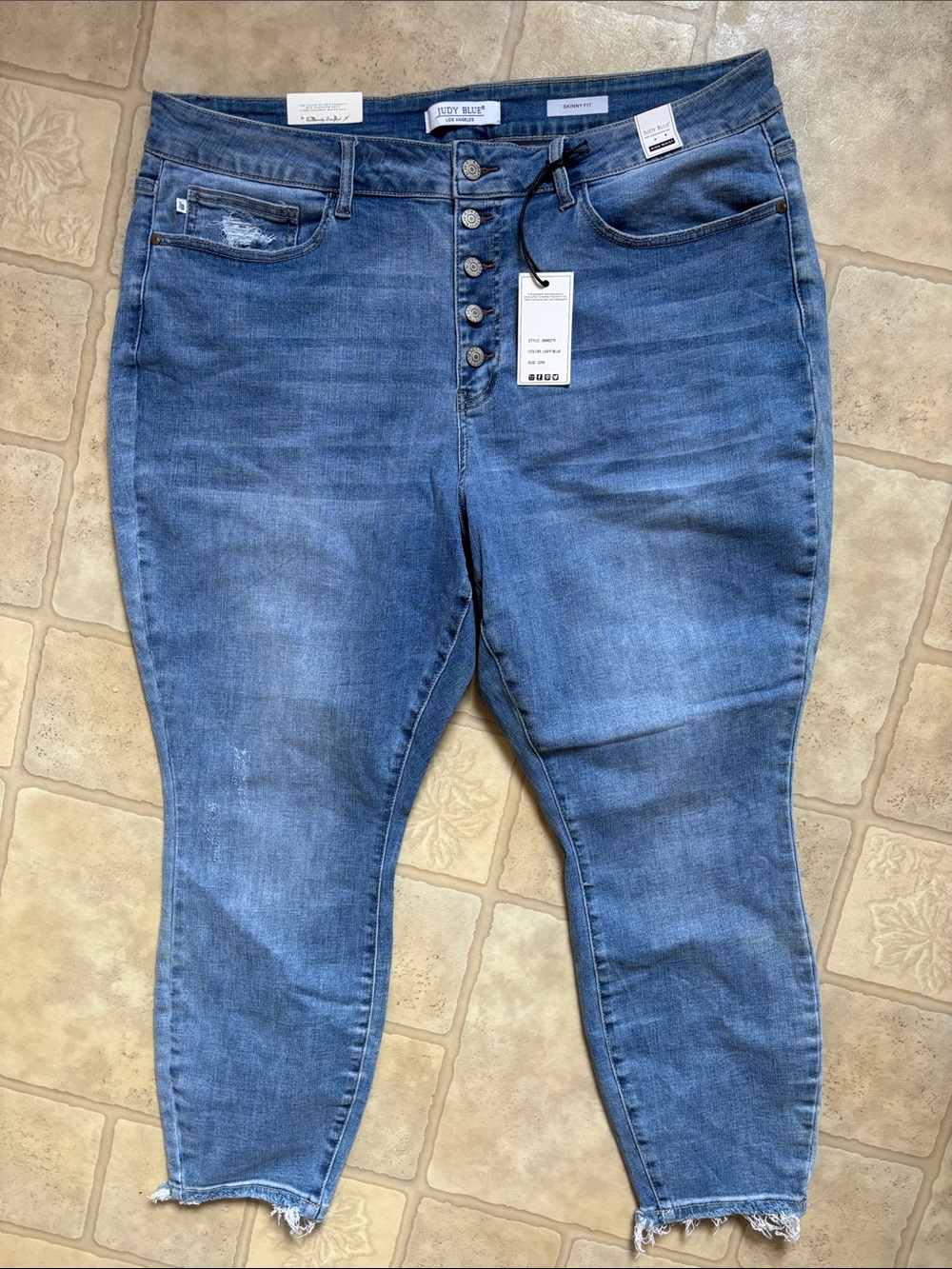 NWT Judy Blue Hi-Rise Skinny Fit Button Fly Jeans, Women’s Plus Size 22W JB88279